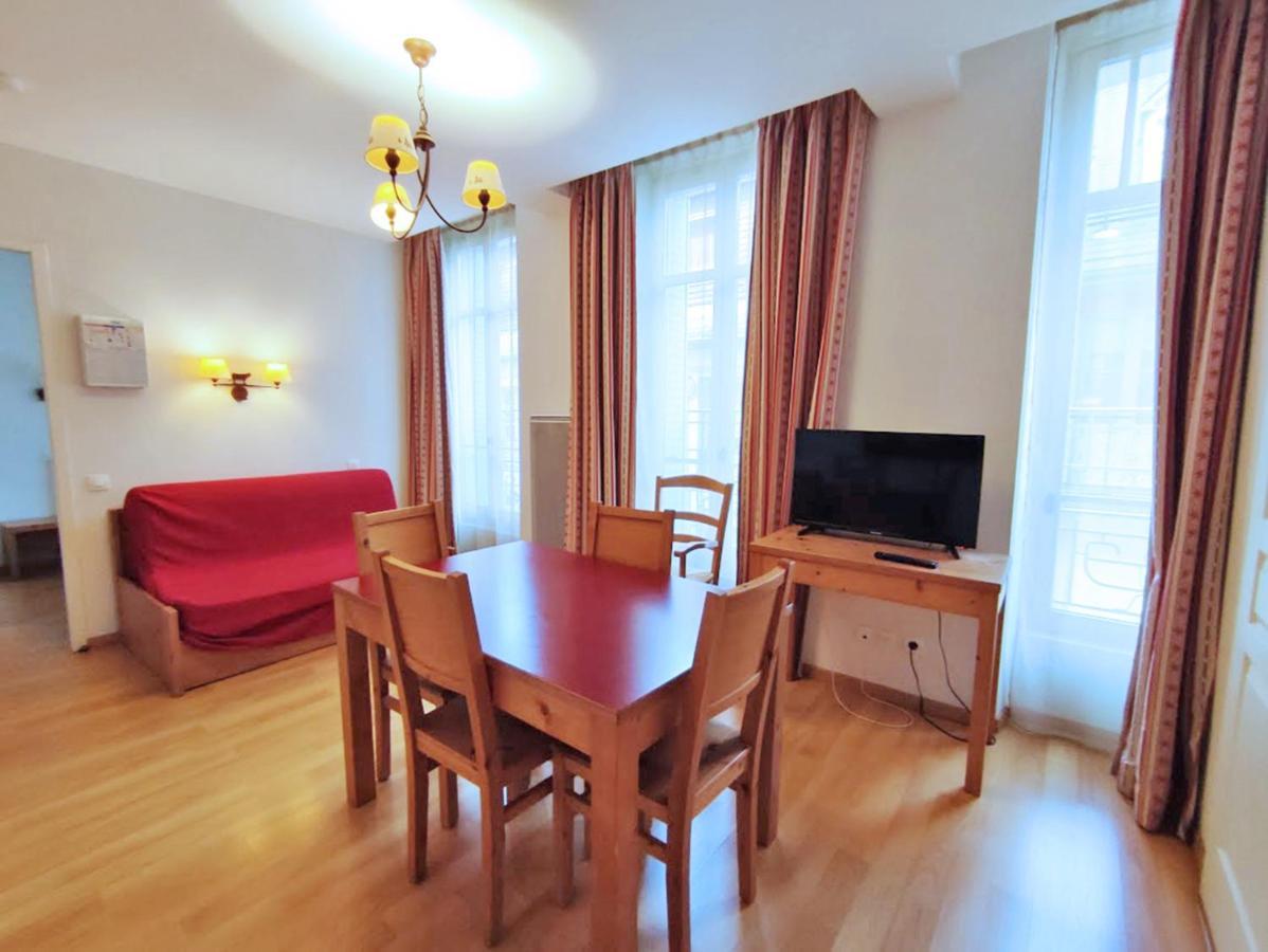 La Petite Ourse, T2, Centre Luchon, Wifi, Casier A Skis, Ascenseur, 4 Personnes Bagnères-de-Luchon エクステリア 写真